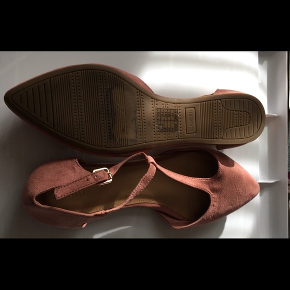 Forever 21 Pink Mauve Flat Shoe, Size 7.5 - Picture 3 of 3
